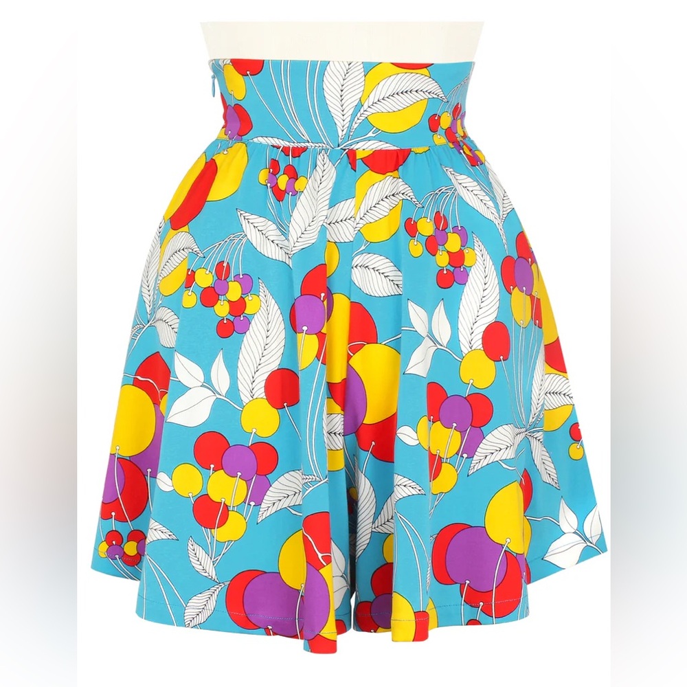 BNWT Trashy Diva High Waist Shorts - Tutti Fruity / Size 18